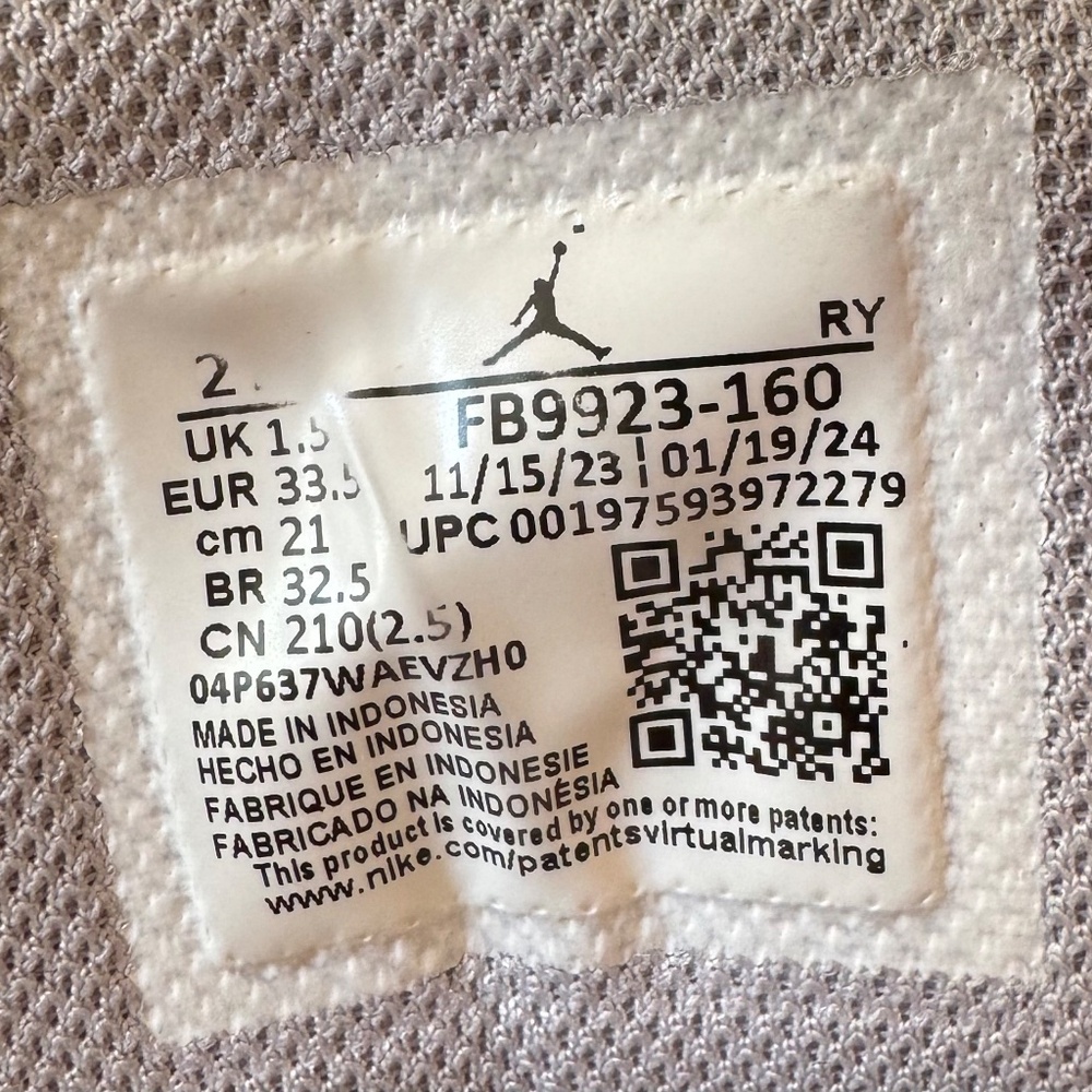 Nike Air Jordan Stay Loyal 3 PS Kids Running Shoes Sneakers Size 2 Unisex No Tie - Picture 8 of 9